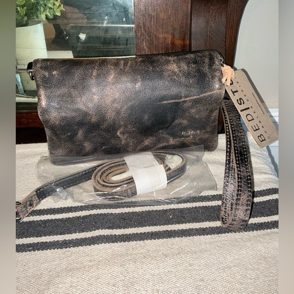 Bed Stu Handbags - NWT Bed Stu Leather Cadence Wallet Wristlet Crossbody Bag Black Lux MSRP 175